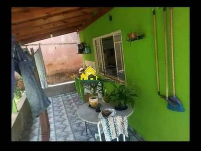 #1040 - Casa para Venda em Nova Resende - MG