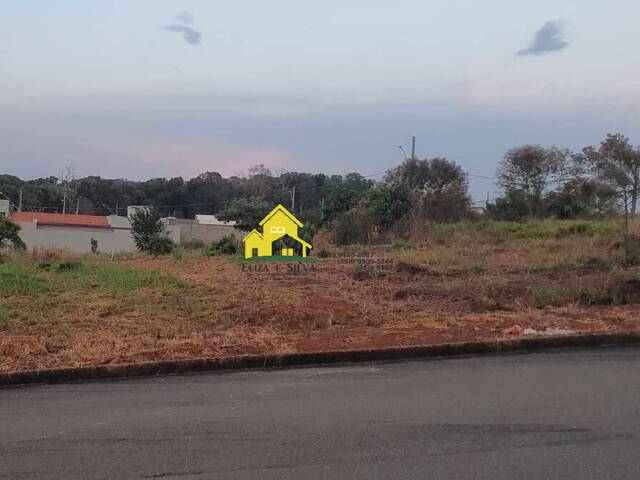 #1054 - Terreno para Venda em Nova Resende - MG - 2