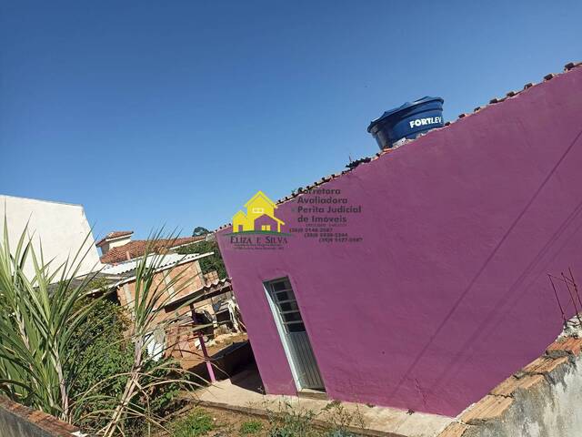 #1100 - Casa para Venda em Nova Resende - MG - 3