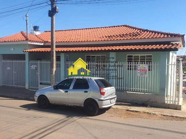 #1103 - Casa para Venda em Nova Resende - MG - 2