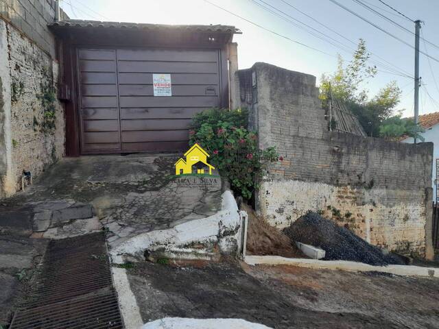 #1108 - Casa para Venda em Nova Resende - MG