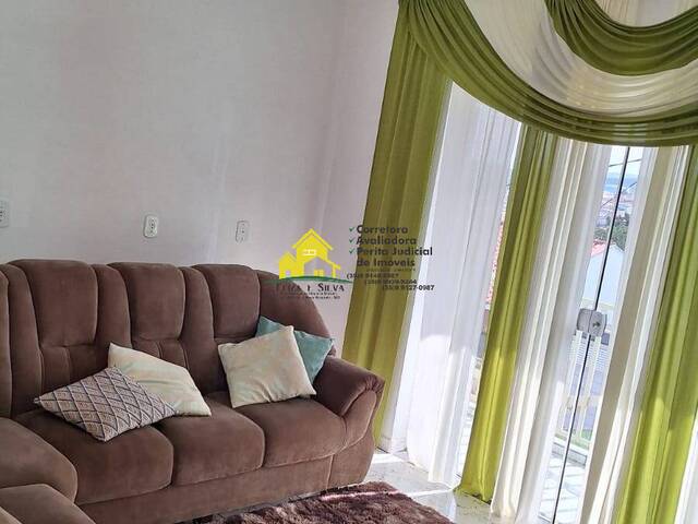 #1113 - Casa para Venda em Nova Resende - MG