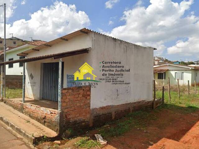 #1119 - Casa para Venda em Nova Resende - MG - 1