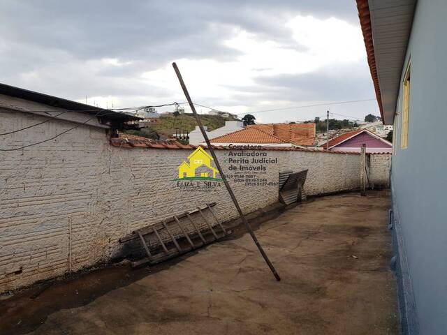 #1131 - Casa para Locação em Nova Resende - MG