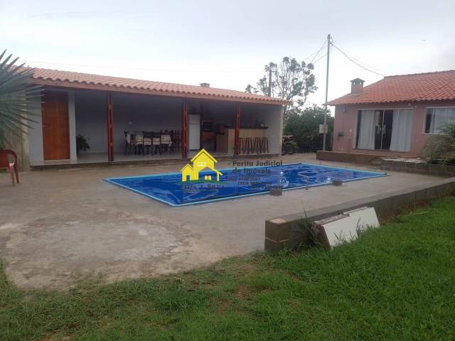 #1128 - Casa para Venda em Nova Resende - MG - 2