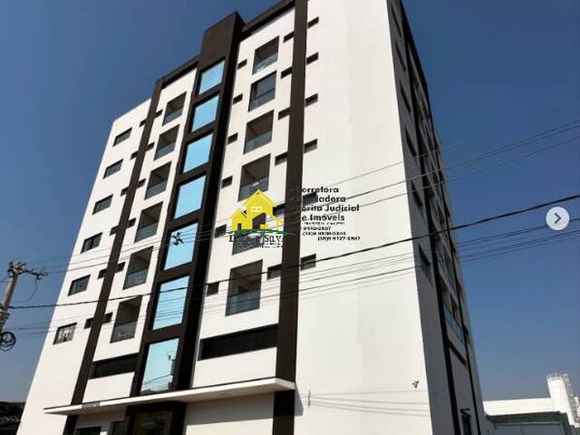#918 - Apartamento para Venda em Passos - MG - 3
