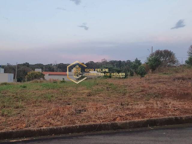 #1054 - Terreno para Venda em Nova Resende - MG