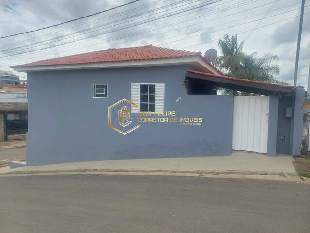 #980 - Casa para Venda em Nova Resende - MG